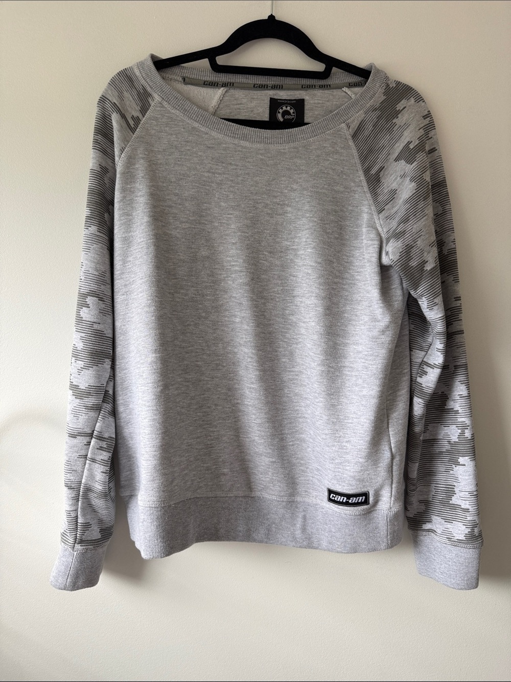 Women's Light Gray Crewneck Sweatshirt with Patterned Sleeves